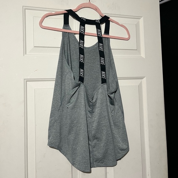 Nike grey tank top - Picture 2 of 7